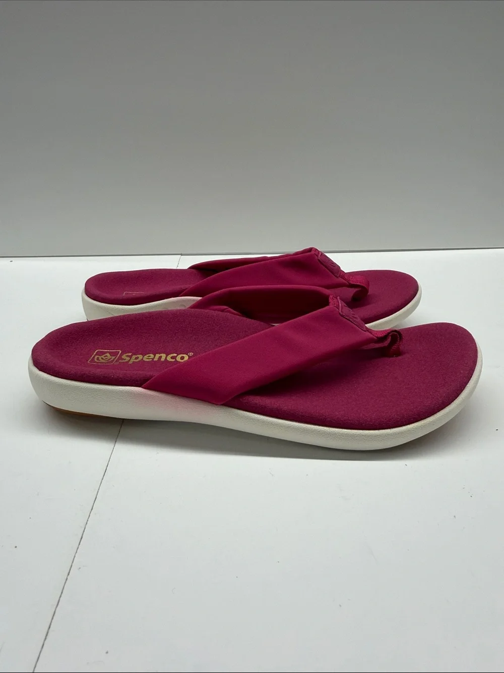New Spenco Women's Thong Flip Flop Sandals Size 8.5W
